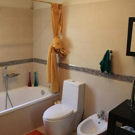 Mit Privaten Schwimmpool Undaussenwhirlpol Villa *
